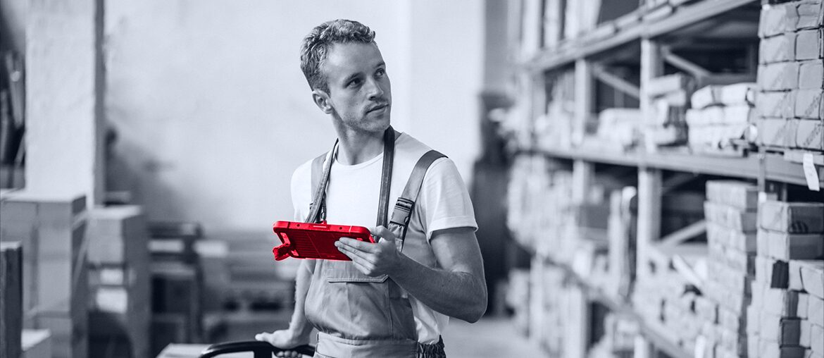 Continuous Microservices Development for Warehouse Management